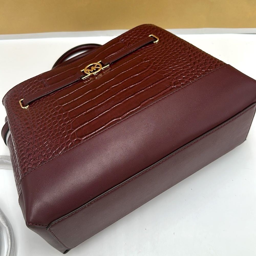 NWT MICHAEL MICHAEL KORS Reed
Large Croc-Embossed Leather Belted
Satchel Oxblood - Picture 15 of 16